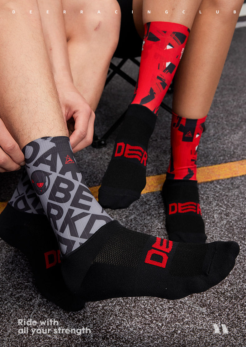 Treading Waves Breathable Compression Cycling Socks — product story image 11 of 21