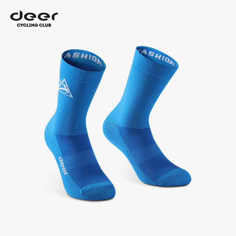 Treading Waves 200-Stitch Breathable Mid-Length Cycling Socks — product story image 07 of 30