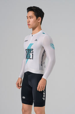 SAKUN x DEER cycling jersey — product photograph
