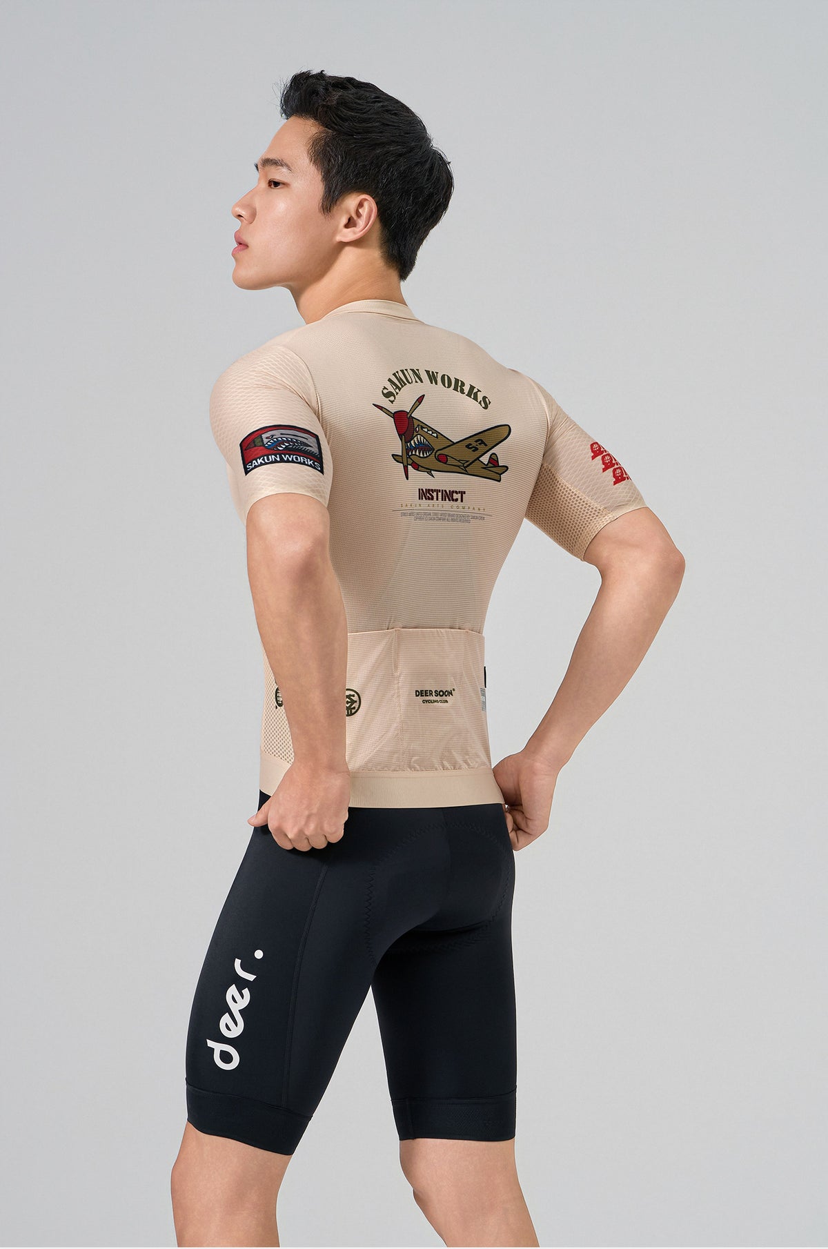 SAKUN x DEER cycling jersey — product photograph