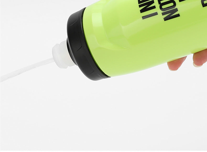 620 mL Dust-Cover Cycling Water Bottle with Detachable Spout — product story image 22 of 29
