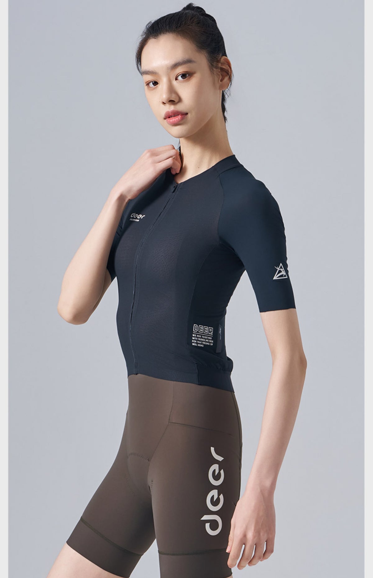 Lightweight Quick-Dry Race-Fit Cycling Jersey — product story image 12 of 31