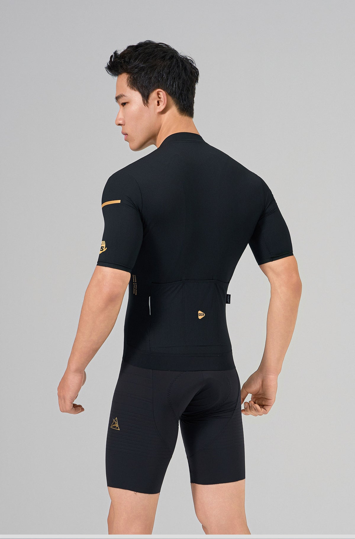 Men's Ice-Texture Quick-Dry Summer Road Cycling Jersey — product story image 03 of 10