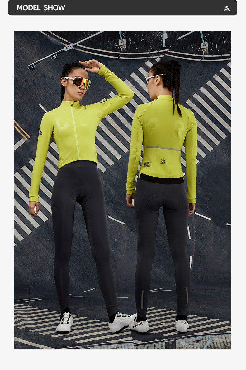 Women's AirWarm Fleece Long-Sleeve Cycling Jersey with Four Pockets — product story image 02 of 40