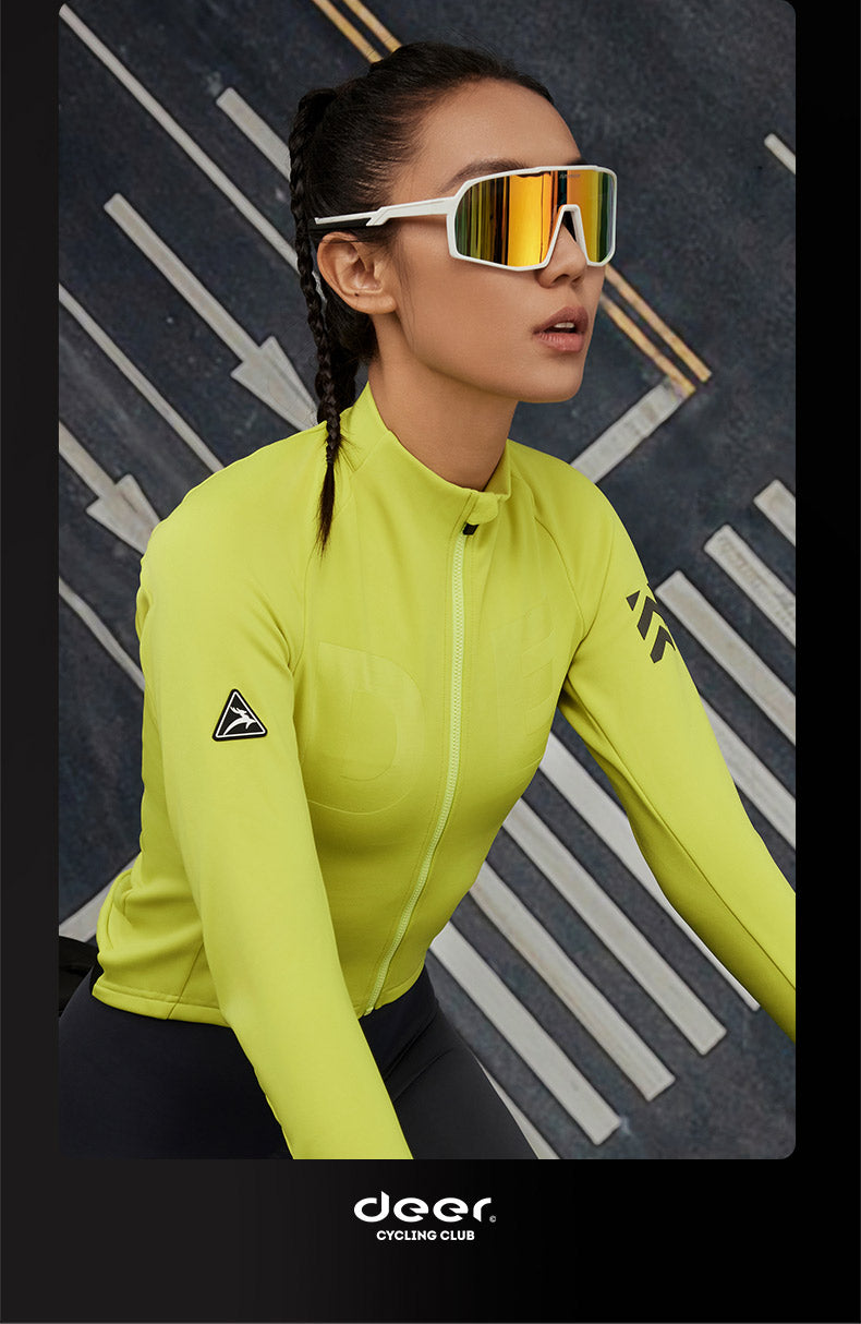 Women's AirWarm Fleece Long-Sleeve Cycling Jersey with Four Pockets — product story image 28 of 40