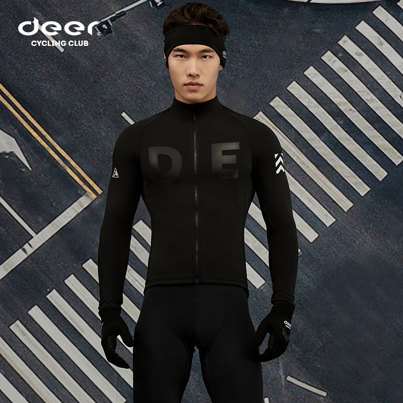 Men's AirWarm Fleece Long-Sleeve Cycling Jersey with Four Pockets — product story image 03 of 41
