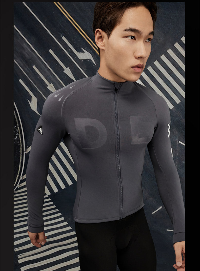 Men's AirWarm Fleece Long-Sleeve Cycling Jersey with Four Pockets — product story image 28 of 41